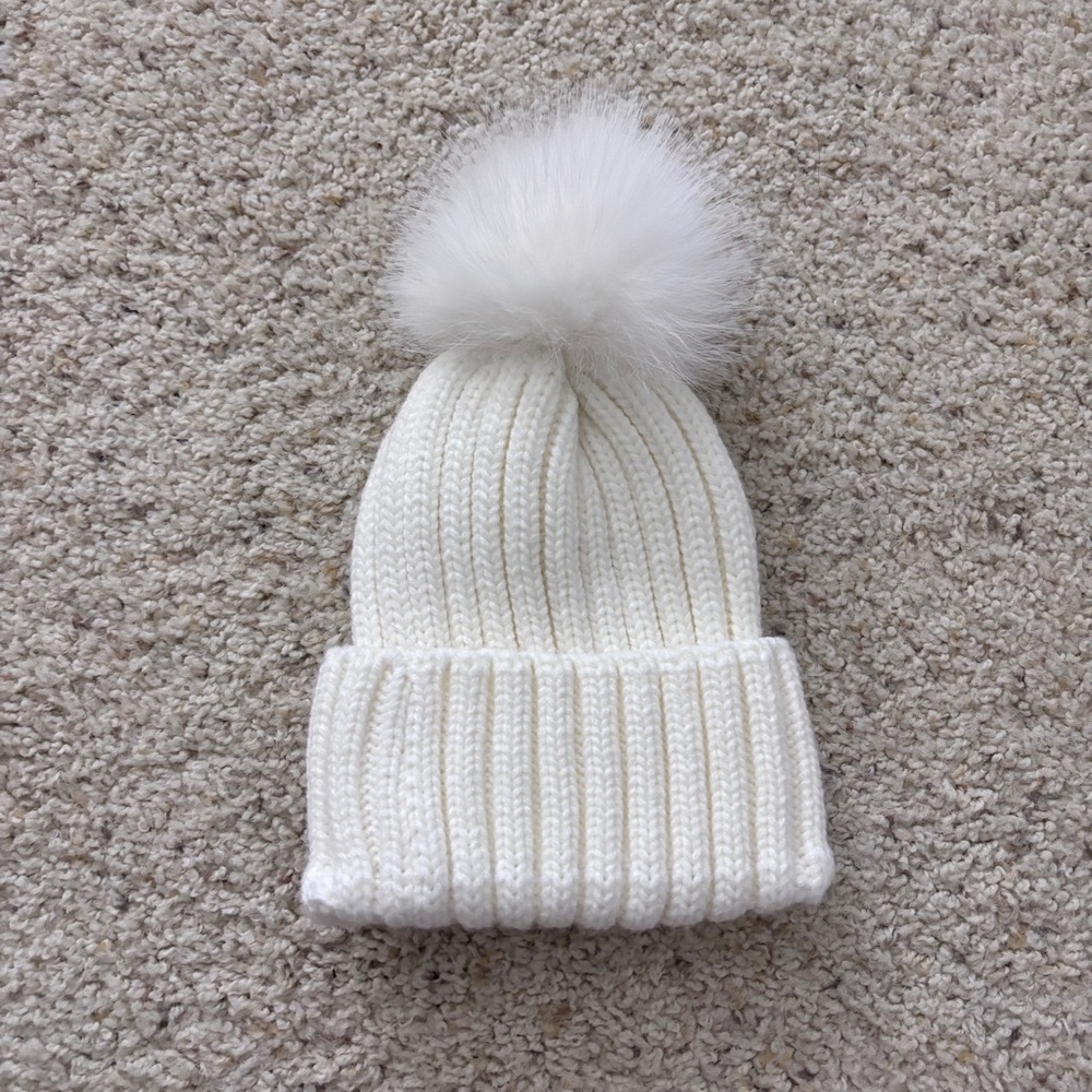 Bloomin’ White Knit Beanie with Pom Pom
